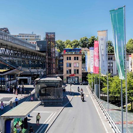 Ibis Styles Lausanne Center Madhouse Buitenkant foto