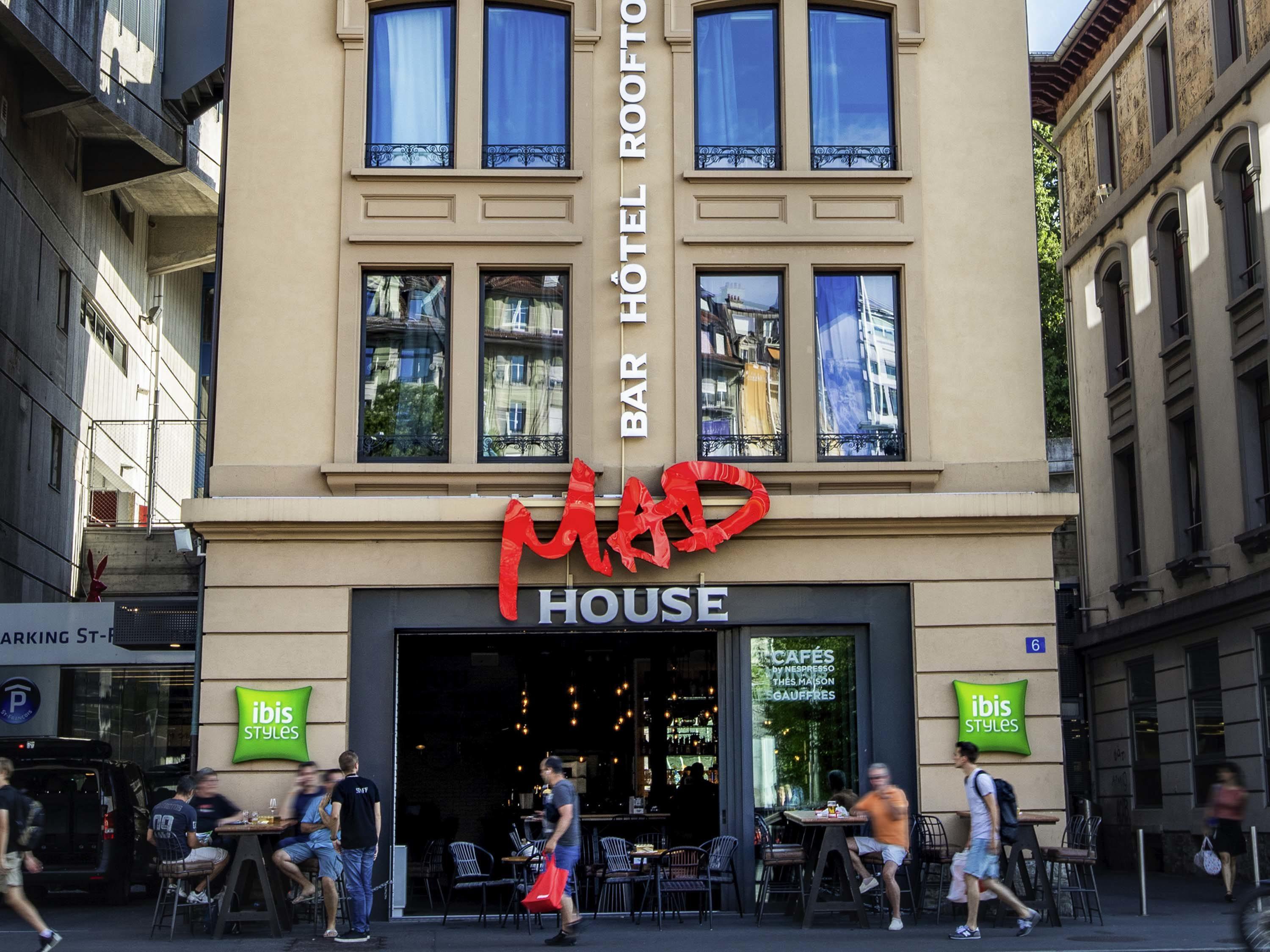 Ibis Styles Lausanne Center Madhouse Buitenkant foto