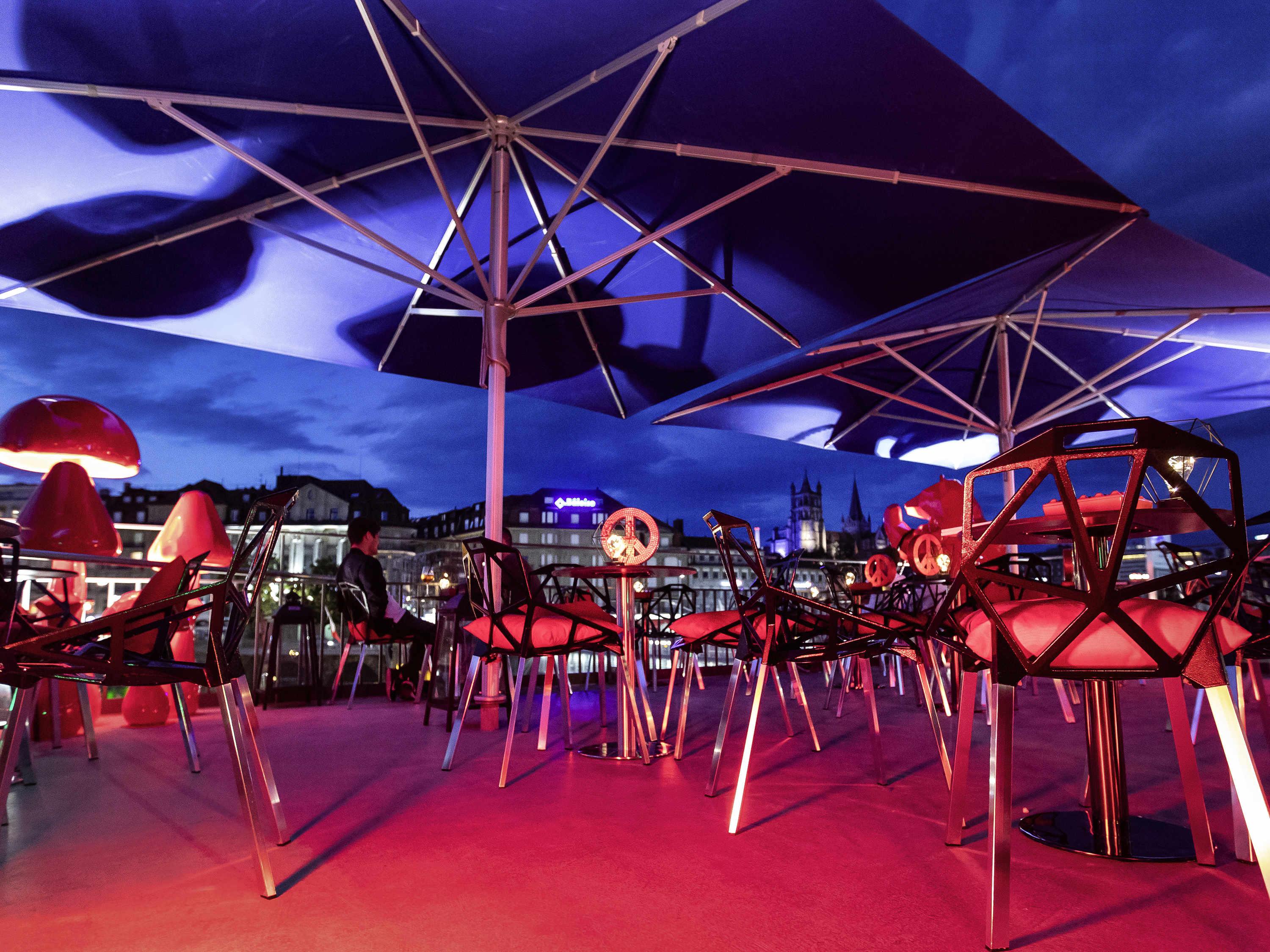 Ibis Styles Lausanne Center Madhouse Buitenkant foto
