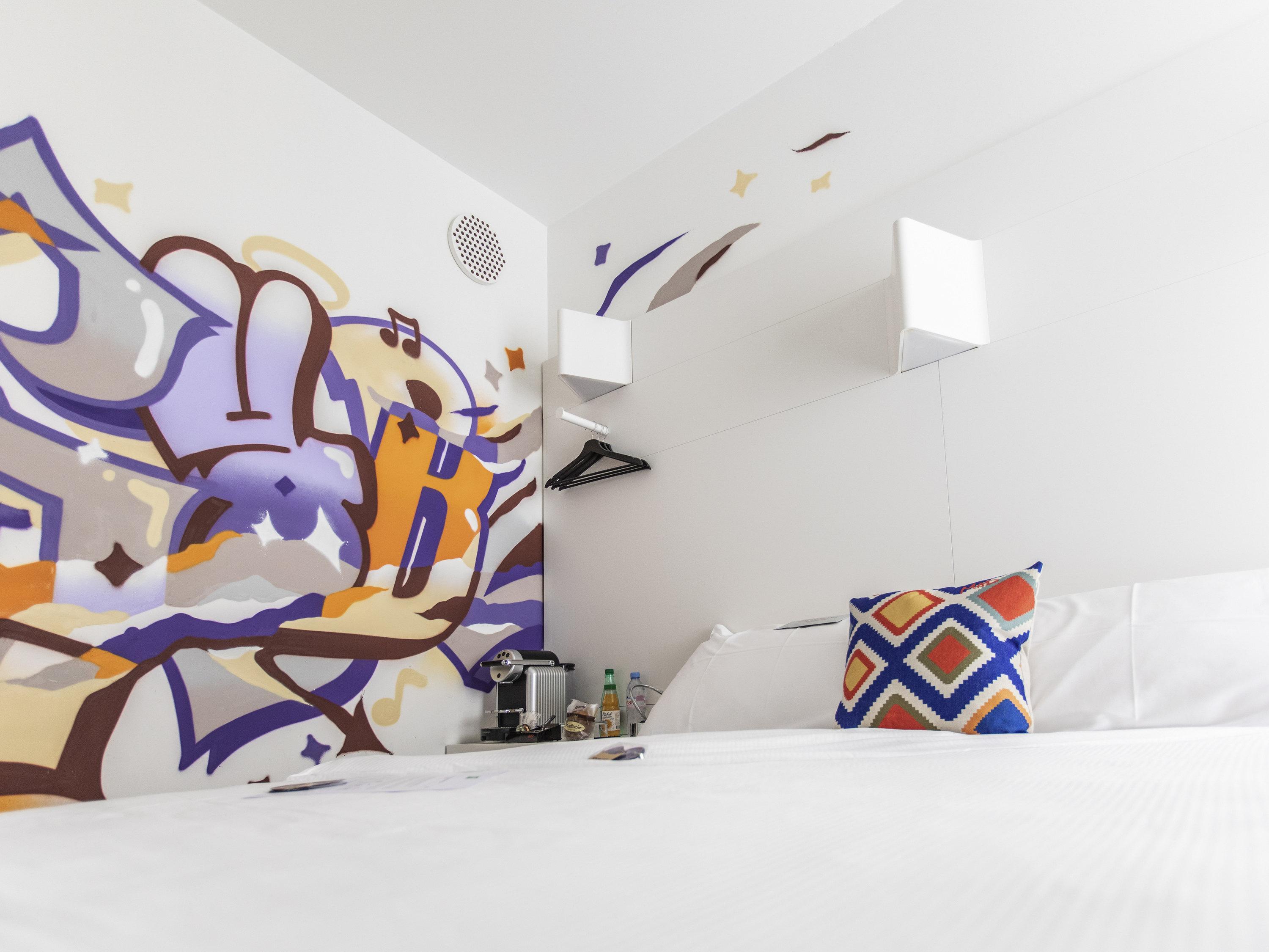 Ibis Styles Lausanne Center Madhouse Buitenkant foto