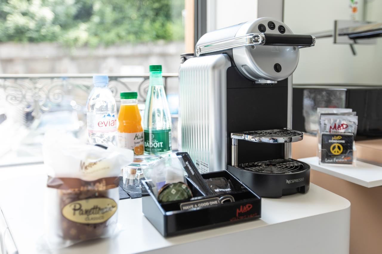 Ibis Styles Lausanne Center Madhouse Buitenkant foto