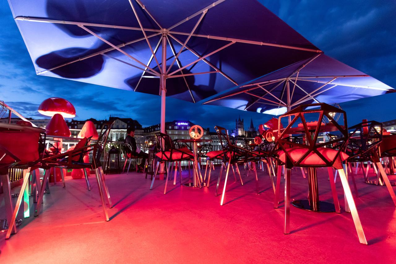 Ibis Styles Lausanne Center Madhouse Buitenkant foto